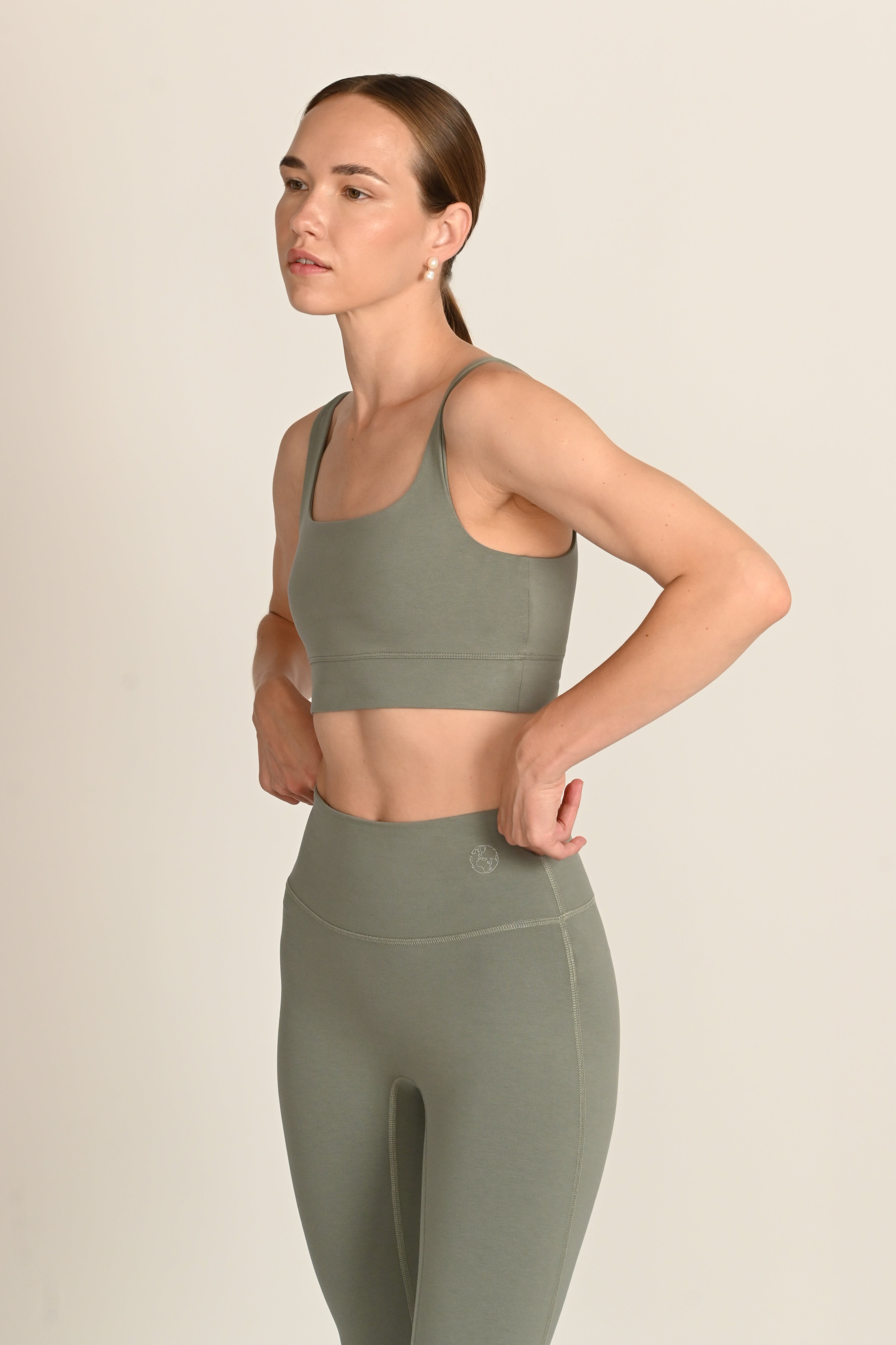 Daru High Waist Cropped Leggings in PIMA Cotton in Olive Green