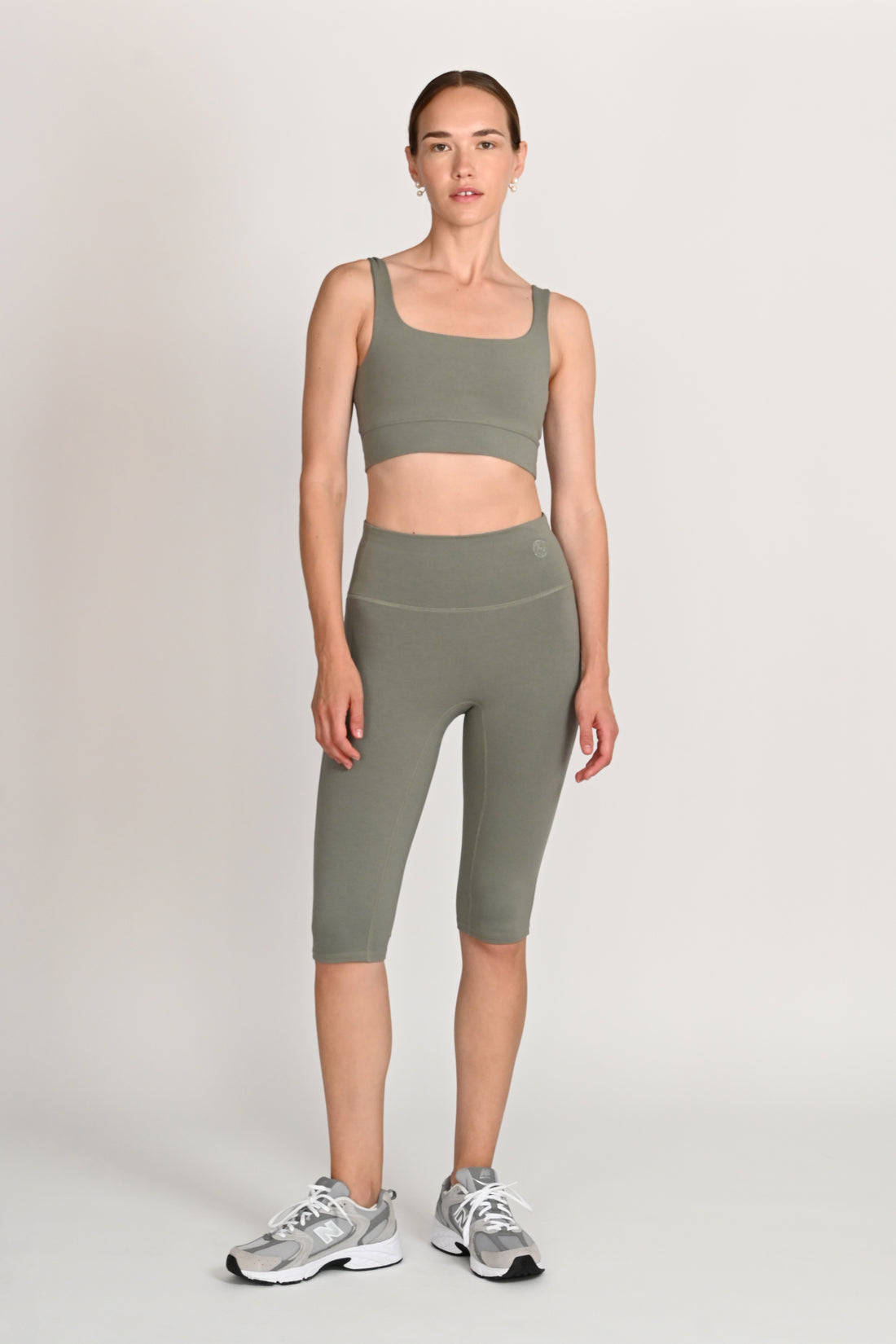 Daru High Waist Cropped Leggings in PIMA Cotton in Olive Green