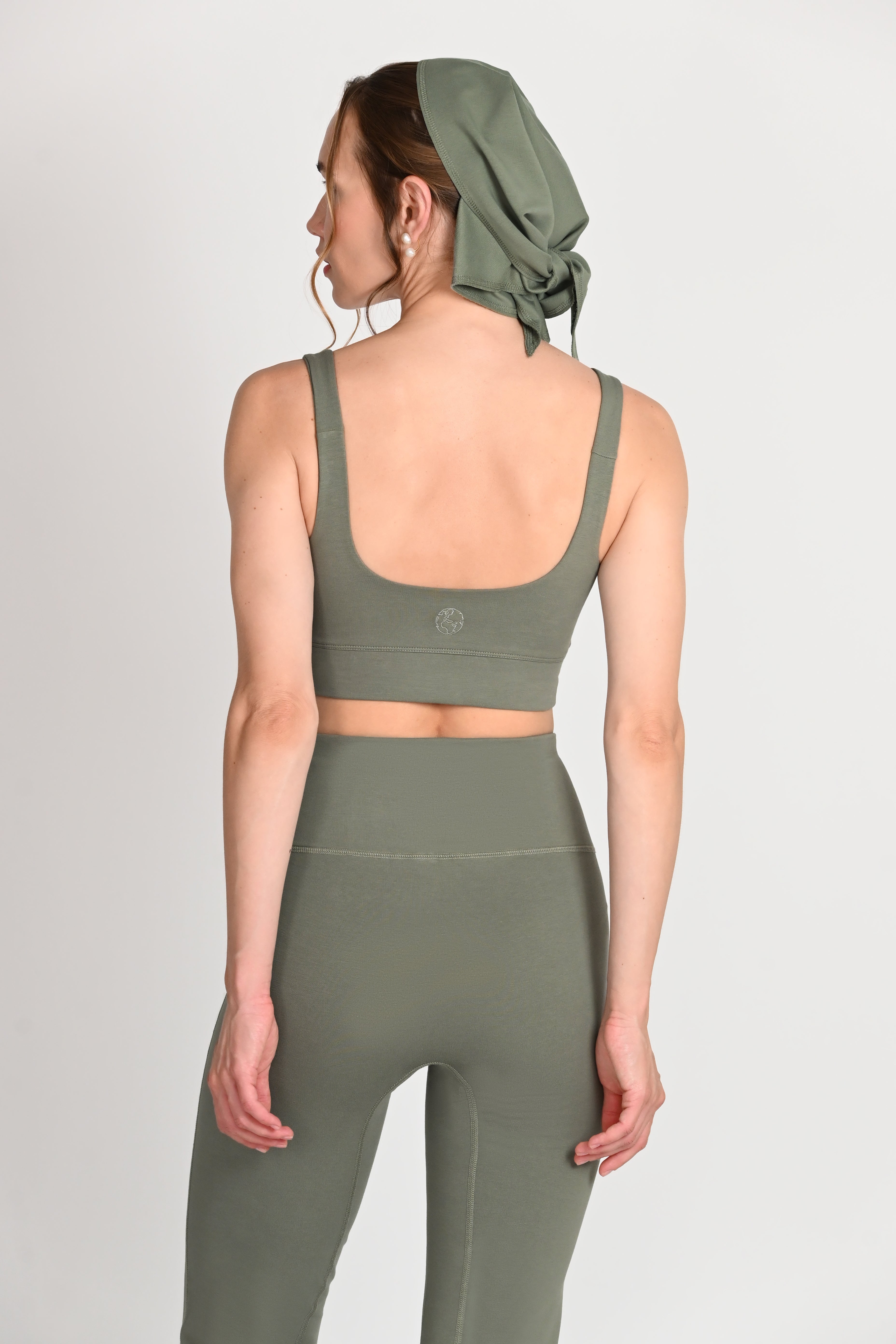 Ellis Straight Leg Pants in PIMA Cotton in Olive Green