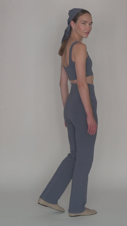 Ellis Straight Leg Pants in PIMA Cotton in Nightshadow Blue
